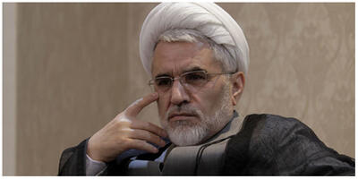  اقامه نماز عبدالله نوری بر پیکر برادر سیدمصطفی تاجزاده+ عکس