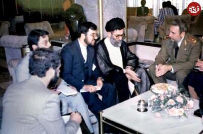  عکس/ دیدار دوستانه رهبری با فیدل کاسترو ۳۹ سال پیش در زیمباوه | اقتصاد24