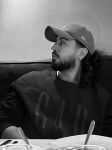  عکس/ بازیگر جذاب سریال پوست شیر با کلاه چند میلیونی | اقتصاد24