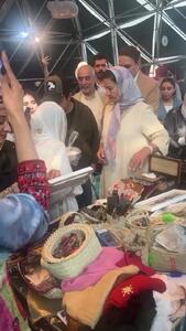  عمو پورنگ در کنار پوری بنایی