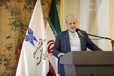  دانشگاه آزاد و آستان قدس همکاری علمی خود را تقویت می‌کنند