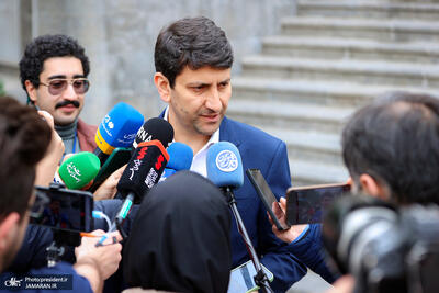  وزیر ارتباطات: استفاده از فیلتر‌شکن‌ها آسیب‌های امنیتی داشته است/ بسیاری از حملات سایبری سال‌های اخیر از داخل کشور بوده نه از خارج/ کاهش کیفیت شبکه به فضای  کسب و کار  مردم  آسیب زده است