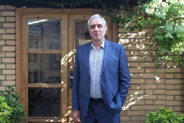  میرمحمد صادقی: دولت پزشکیان دولت کندی است/نهاد دولت شرکت سهامی نیست که به همه گروه‌ها سهم بدهند/ آیا پزشکیان از حامیان خودش غفلت کرده است؟ - کلبه سرگرمی |‌ Kolbehsargarmi