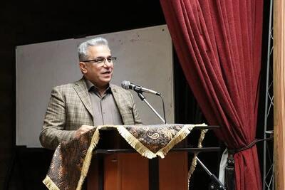  عزیزی: تعامل سازنده، کلید حل مشکلات جامعه پرستاری است