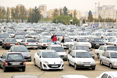  بازار خودرو داخلی با ریزش سنگین هفته را آغاز کرد؛ کاهش تا 45 میلیون تومان + جدول قیمت ها