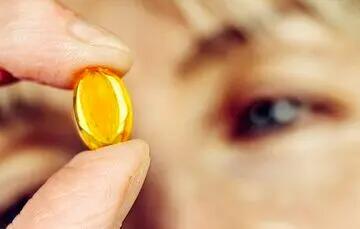  خطرات مصرف زیاد ویتامین D چیست؟