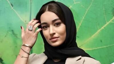  «مه‌لقا مینوش» با استایل شیک در چهل و دومین جشنواره فیلم کوتاه تهران (عکس)