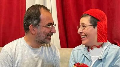  فیلم / سوسن پرور: 13 ساله دوست دختر این مرد مهربونم و رابطه محرمانه دارم ... صبر نکردم از من خواستگاری  کنه خودم ... / قبلا هم از یکی دیگه خواستگاری کردم ترسید .../ مرد زندگی خانم بازیگر را بشناسید ...