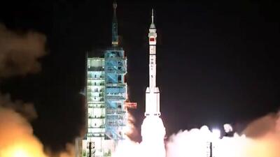  پرتاب موفقیت‌آمیز فضاپیمای سرنشین‌دار چین به فضا