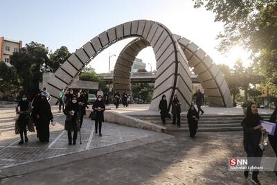  اعطای جایزه ویژه به گام‌های طلایی دانشگاهیان