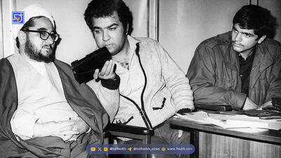  عکس/ صادق خلخالی با قطار فشنگ و اسلحه در جبهه؛ دهه ۶۰