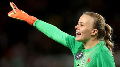  جنجال تازه در فوتبال زنان انگلیس؛ درگیری مری اِرپس و هانا همپتون بالا گرفت