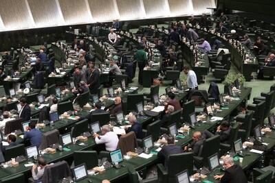  ۶۳ نماینده خواستار برنامه‌ریزی برای بستن تنگه هرمز شدند