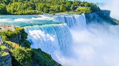  شکوه عظیم و زیبایی خیره‌کننده آبشار نیاگارا