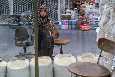  برنج ۴۰۰ تومانی برای ما، دلار ۲۸ تومانی هم برای آقایان ایکس