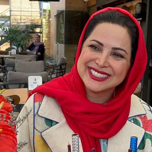  تاریخ وبگردی | چهره ای آرام و زیبا از کمند امیرسلیمانی در سن ۵۱ سالگی