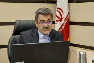 رئیس سازمان مدیریت و برنامه‌ریزی چهارمحال و بختیاری: تک‌رقمی شدن نرخ بیکاری استان مدیون مرکز خدمات سرمایه‌گذاری است