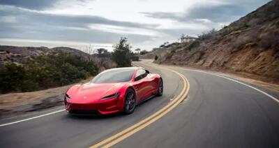  تسلا بالاخره خودروی پرنده رونمایی می‌کند!