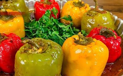  طرز تهیه دلمه فلفل؛ دلمه فلفل خوشمزه تر از همیشه
