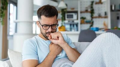  چه زمانی برای سرفه خلط‌دار آنتی‌بیوتیک بخوریم؟ | اقتصاد24