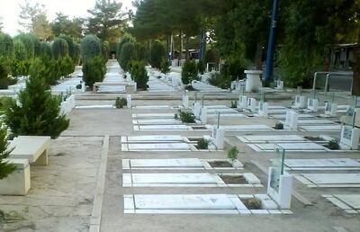  خانه آخرت میلیاردی شد؛ رقابت بر سر قبر در مشهد