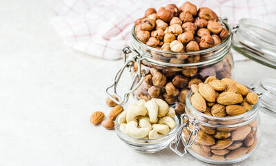  با این ظروف، آجیل همیشه تازه و ترد می‌ماند