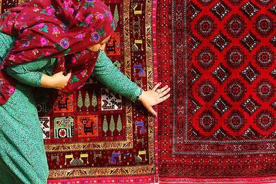  فرش دستباف بلوچی؛ هنری در قاب اصالت و هندسه