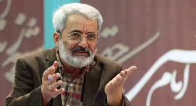  گفتگو | سلیمی نمین: آمریکا تلاش می‌کند با اقدامات نظامی هژمونی از دست‌ رفته‌‌اش را بازسازی کند بحران عقلانیت سبب مواضع متناقض آمریکا در سیاست خارجی شده نژاد پرستی تهدید جدی برای وحدت داخلی آمریکا محسوب می‌شود آمریکا در آینده نزدیک با بحران‌ های جدی داخلی روبه‌رو خواهد شد​​​​​​​ | جهان نیوز