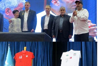  فروش ۸ و نیم میلیاردیِ پیراهن و کفش علی دایی برای گشایش مرکز درمانی سرطان در سمنان/ ویدئو