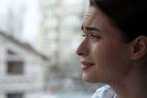  شوک عاطفی چیست و چگونه در برابرش دوام آوریم؟