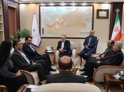  فرماندار سمنان بر تقویت خدمات توزیع برق و زیبایی منظر شهری تأکید کرد