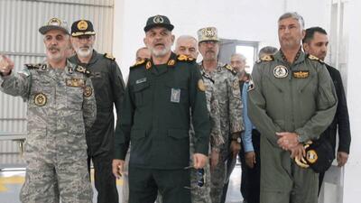 فیلم/ بازدید سردار وحیدی از پایگاه هوایی شهید یاسینی بوشهر