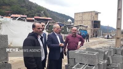  بازدید مسئولان از دهکده چوبی سوخته امامزاده ابراهیم(ع) شفت