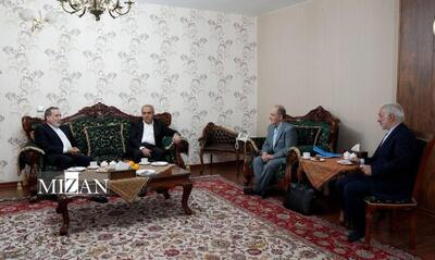  دیدار وزیر امور خارجه با پدر زندانی ایرانی در ترکیه