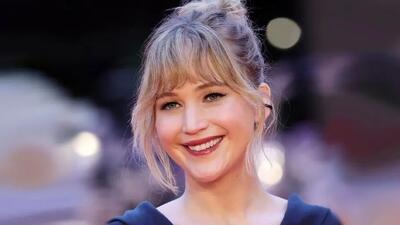  رنگ محبوب پاییز از نظر جنیفر لارنس: تیپ شکلاتی جذاب!