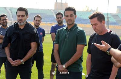  خداحافظی احساسی کاپیتان پرسپولیس با مهرداد خانبان / عکس - پارس فوتبال