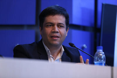  پوست‌اندازی روابط عمومی در ایران: از اتاق خطاطی تا هوش مصنوعی مولد - شارا