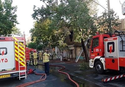  آتش‌سوزی کارگاه شارژ سیلندر‌های گاز در جنوب تهران + فیلم و عکس