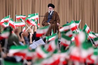  دیدار دانش‌آموزان و دانشجویان با رهبر انقلاب اسلامی/ گزارش تصویری