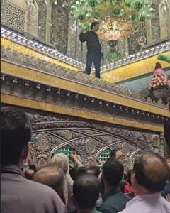  نحوه‌ی التماس دعای عجیب یک زائر در حرم امام رضا(ع) برای شفای همسرش!