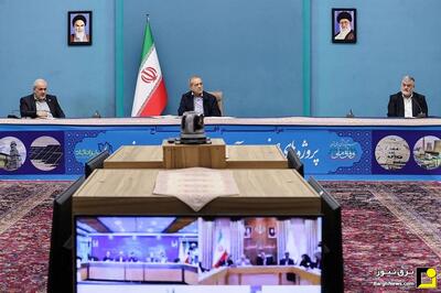  بهره‌برداری و آغاز عملیات اجرایی ۹۱۷ مگاوات پروژه تجدیدپذیر و بهینه‌سازی مصرف برق با دستور رئیس‌جمهور