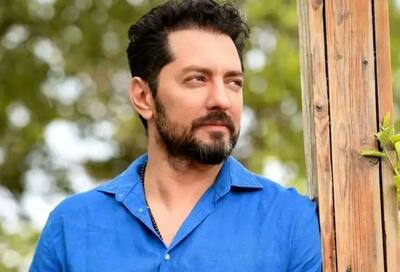  ژست جالب بهرام رادان کنار یک کانگورو در استرالیا