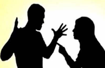  برخورد شوکه‌کننده مرد با زن جوان در خیابان!