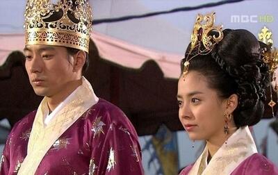  «بانو سویا» و «جومونگ» در مراسم معرفی یک سریال