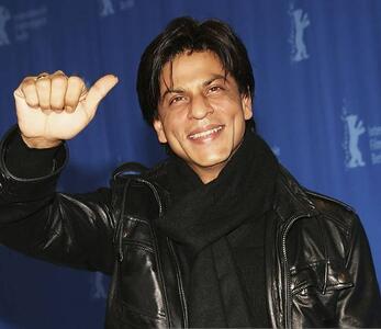  تاریخ وبگردی | نگاهی به تصویر شاهرخ خان بازیگر هندی معروف در سن ۵۹سالگی