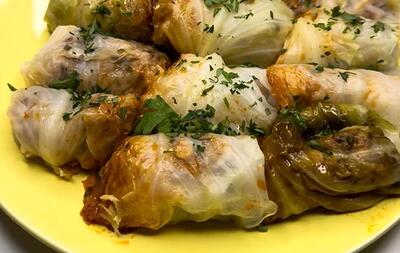  طرز تهیه کلم با گوشت چرخ کرده؛ غذای خانگی خوشمزه و مقوی