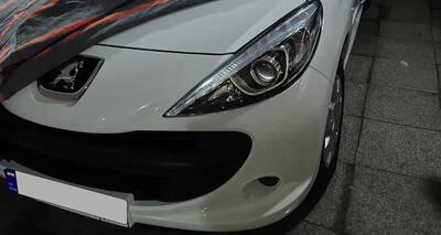  حراج 700 میلیونی  پژو 207  رنگ : سفید  مدل : 1402 (دولتی)