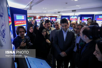  وزیر ارتباطات و فناوری اطلاعات از دستاوردهای جهاد دانشگاهی بازدید کرد