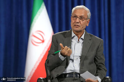  انتقاد دستیار پزشکیان از ادامه فیلترینگ در کشور/ ربیعی: این چه سیاستی است که هم مردم را ناراضی می‌کند و هم حافظ امنیت نیست/ ۸۵ درصد از فیلترشکن استفاده می کنند