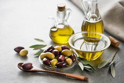  روغن زیتون اصل ؛ روش‌های تشخیص و نکات مهم هنگام خرید - کلبه سرگرمی
